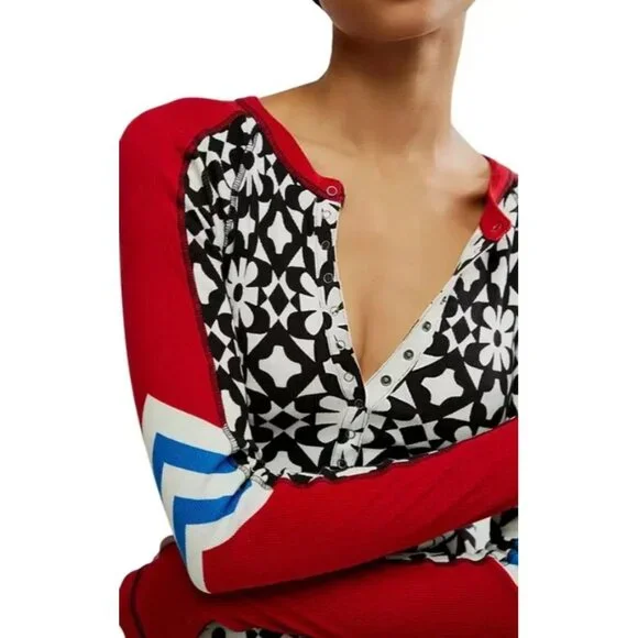 FP Movement by Free People Kick Off Printed Layer Top Black Red White Graphic L - Picture 3 of 16